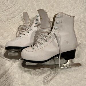 Figure Skates